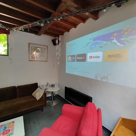 فيلا Atelier D'Artiste - Loft With Garden Center Of باريس المظهر الخارجي الصورة