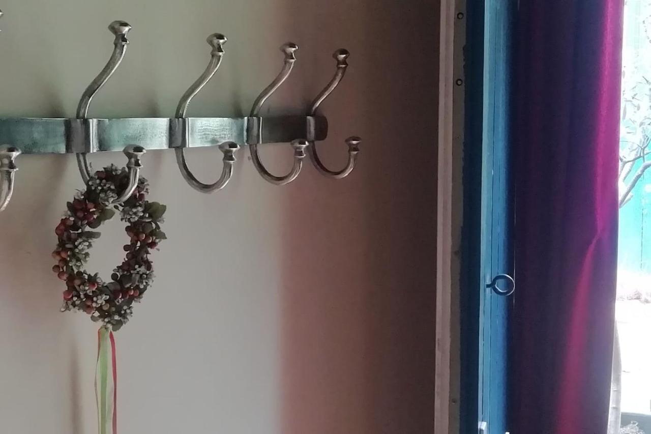 فيلا Atelier D'Artiste - Loft With Garden Center Of باريس المظهر الخارجي الصورة